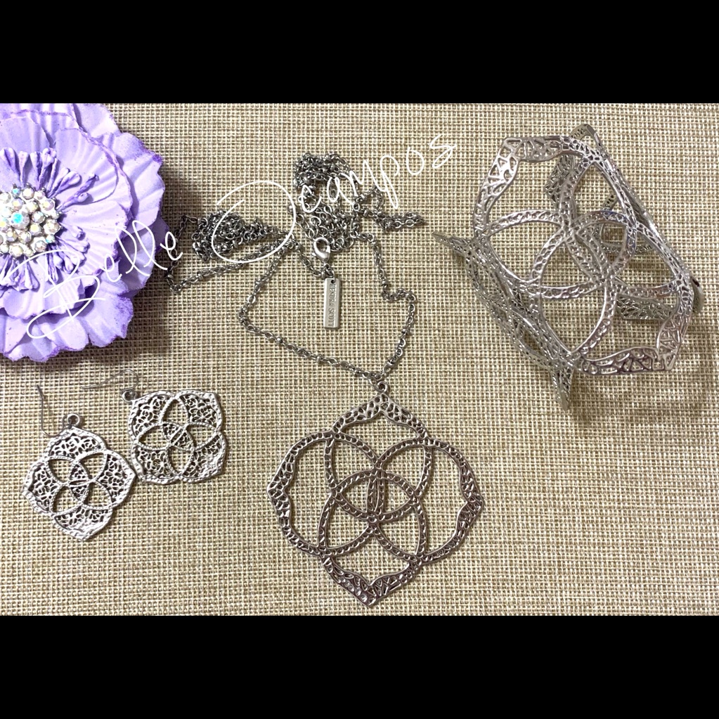 Kendrs Scott Iconic Silver Set